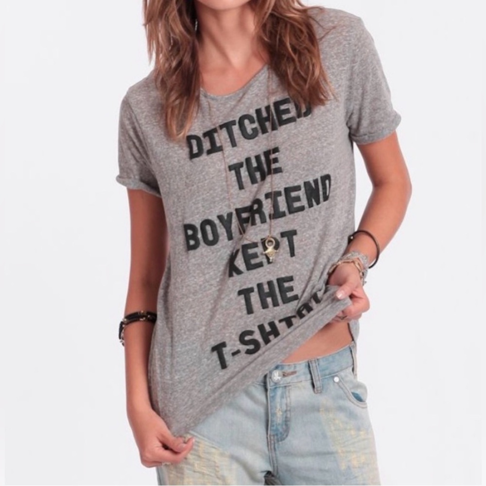 NWT MinkPink Graphic Tshirt